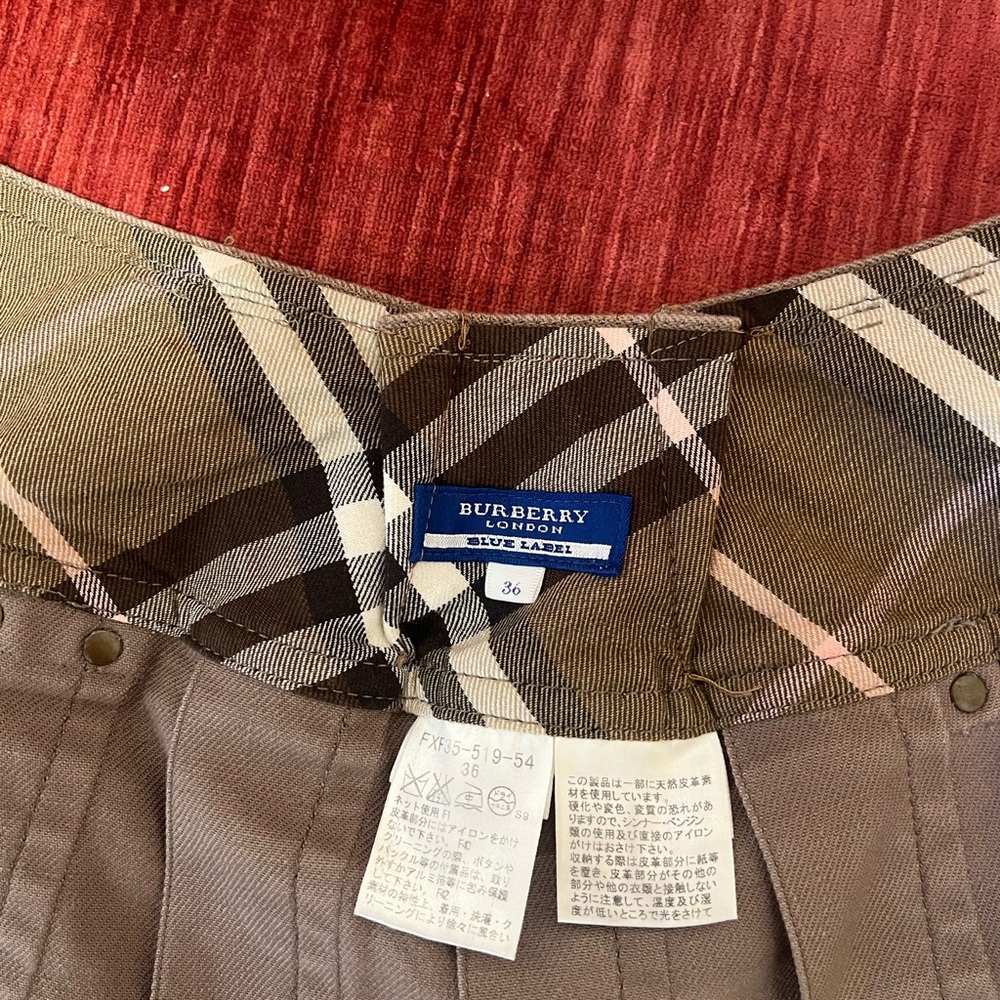 Vintage Burberry Skirt - Picture 6 of 6